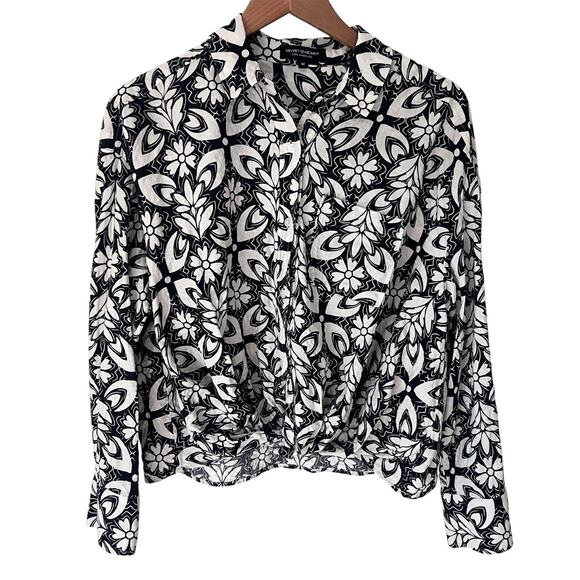 Velvet Heart Women’s M Black Cream Floral Print Button Front Twist Blouse Top - Picture 1 of 11